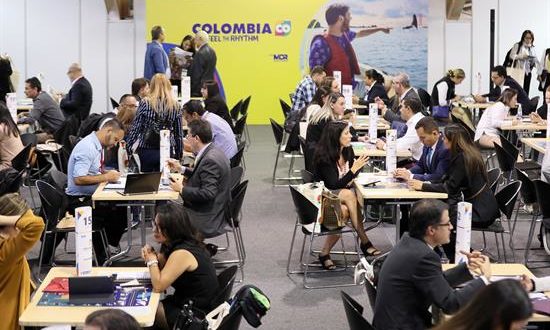 Oferentes y compradores turísticos participan en la rueda de negocios ProColombia Travel Mart el jueves 28 de febrero de 2019 durante la Vitrina Turística de Anato (Asociación Colombiana de Agencias de Viajes y Turismo), en Bogotá (Colombia). EFE