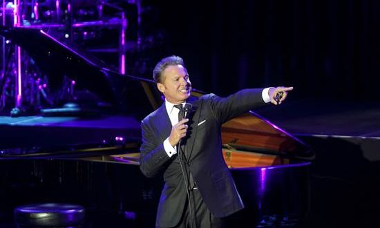 En la imagen, el cantante mexicano Luis Miguel. EFE/Archivo