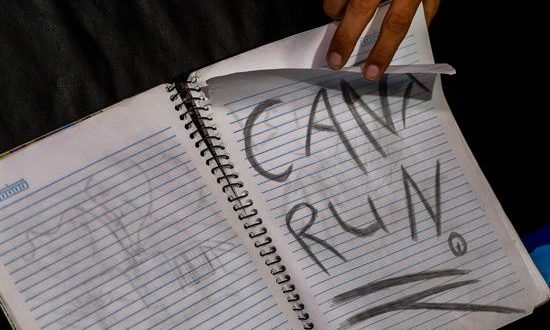 La Policía brasileña solicitó este jueves la detención de un adolescente de 17 años sospechoso de participar en la planificación de la matanza perpetrada el miércoles por dos tiradores en una escuela de la localidad de Suzano, a 60 kilómetros de Sao Paulo, que dejó diez muertos y once heridos.