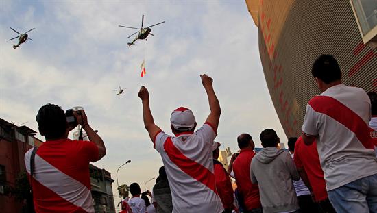 El presidente de la FPF negó en declaraciones a Cuarto Poder ser consciente de que las entradas compradas por él terminaron en la reventa, por lo que descartó ser partícipe de algún acto ilícito. EFE/Archivo