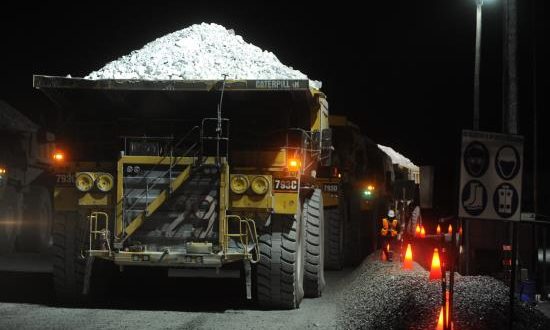 El yacimiento tiene reservas calculadas en 7,5 millones toneladas de cobre, de las que 452.000 fueran extraídas en 2018, lo que supone un 2 % de las 20 millones de toneladas que se produjeron a nivel mundial y un 18,8 % de las 2,4 millones de toneladas que aportó Perú, el segundo productor mundial de cobre, plata y zinc. EFE/Archivo
