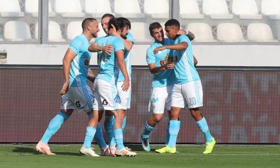 En la imagen, un registro de otra actuación de los jugadores de Sporting Cristal. EFE/Archivo