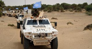 magen del MINUSMA, que muestra un convoy de Naciones Unidas en Mali, el pasado 27 de marzo. EFE