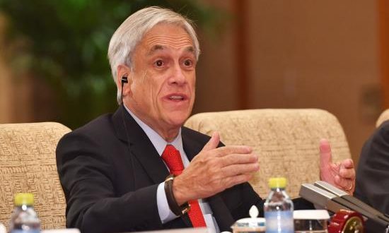 El presidente de Chile, Sebastián Piñera, que hablará por teleconferencia, Paulo Passoni, el encargado de administrar un fondo de inversión en innovación de 5.000 millones de dólares para América Latina anunciado recientemente por SoftBank, y Steve Murray, socio del fondo Revolution Growth, que solo invierte en ecosistemas fuera de los "hubs" tradicionales, están entre los oradores. EFE/Archivo