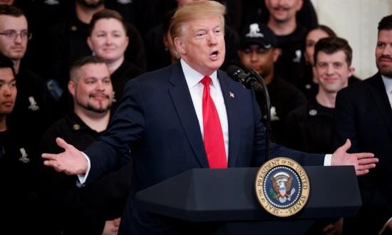 El presidente estadounidense, Donald Trump, pronuncia un discurso en la Casa Blanca este jueves, en Washington, Estados Unidos. EFE/Archivo