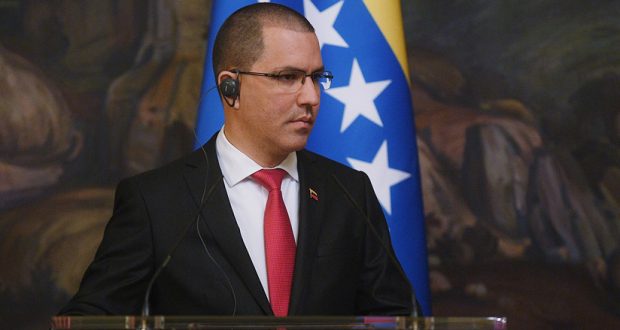 Jorge Arreaza se pronuncia ante los medios de comunicación en la capital de Rusia.