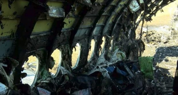 El accidentado Sukhói Superjet 100 en el aeropuerto Sheremétievo de Moscú, el 6 de mayo de 2019