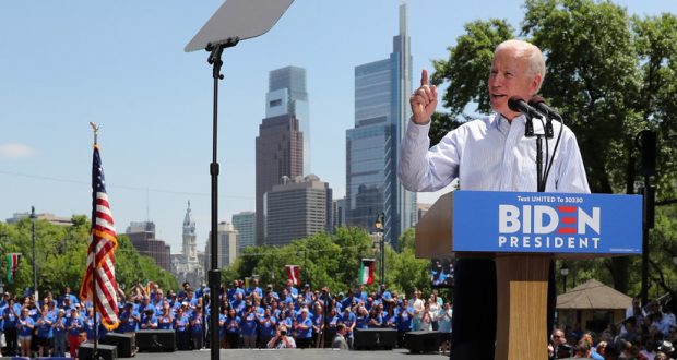 Jonathan Ernst / Reuters