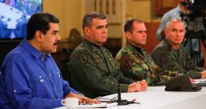 El 80% de los profesionales militares y policiales que fueron convocados al Distribuidor Altamira fueron engañados. Les dijeron que iban a hacer una operación en la cárcel de Tocorón”, manifestó el mandatario nacional Nicolás Maduro.