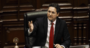 El titular del Legislativo, Daniel Salaverry, presentó acciones para evitar sea suspendido del Congreso y deje la Mesa Directiva. (Foto: GLR)