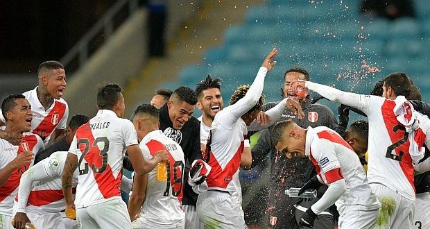 La selección peruana se enfrentará a Brasil por el título de la Copa América 2019 este domingo. (Foto: AFP)