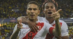 De la mano del goleador Paolo Guerrero, Perú se ha transformado en una selección que sabe ganar. (Foto: AFP)