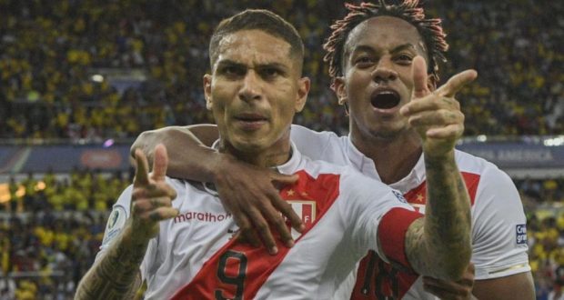 De la mano del goleador Paolo Guerrero, Perú se ha transformado en una selección que sabe ganar. (Foto: AFP)