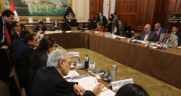 La Comisión de Constitución aprobó el dictamen sobre la inmunidad parlamentaria, el cual difiere del proyecto que presentó el Ejecutivo. (Foto: Congreso)