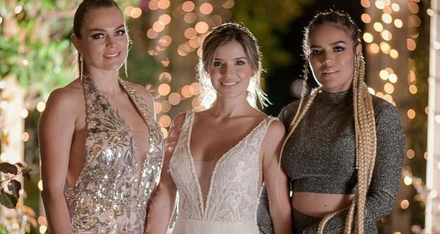 Karol G presentó a sus hermanas y se ganó el halago de todos por su gran parecido. (Foto: Instagram)