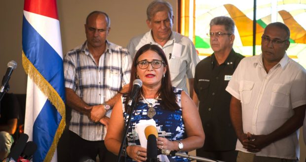 ohana Tablada, subdirectora general de la Dirección de Estados Unidos, del Ministerio de Relaciones Exteriores de Cuba dijo que el estudio reconoce que los cambios detectados son mínimos, que sus conclusiones son inciertas y que no pueden identificar las causas de los mismos.