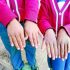 Escolares caminan tres horas para ir a su colegio soportando bajas temperaturas