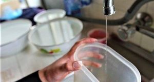 Restricción empieza este viernes 5 de julio. Las cisternas darán agua gratis.