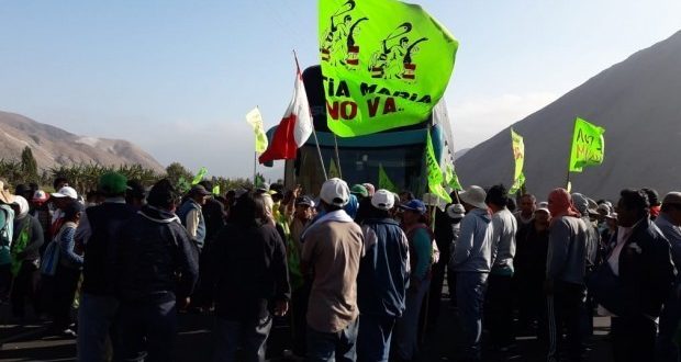 Diferentes gremios adscritos a la Federación Departamental de Trabajadores de Arequipa (FDTA) y asociaciones civiles paralizarán sus actividades. (Foto: Zenaida Condori)