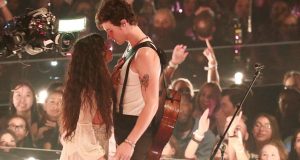 Shawn Mendes y Camila Cabello en los MTV Video Music Awards 2019. (Fotos: Agencias)