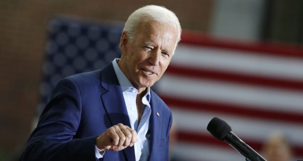 Archivo - El candidato presidencial demócrata Joe Biden habla durante un acto de campaña en Keene State College en Keene, New Hampshire, el 24 de agosto, de 2019.
