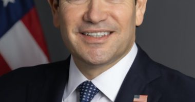 Retrato oficial del secretario de Estado de Estados Unidos, Marco Rubio